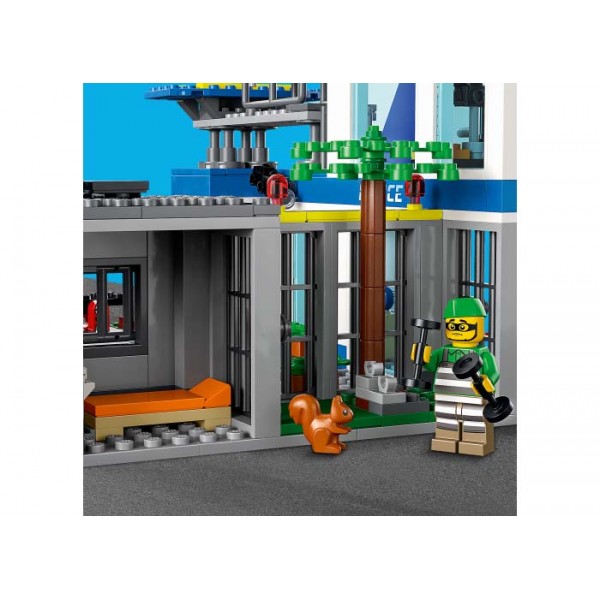 LEGO City Sectia de politie